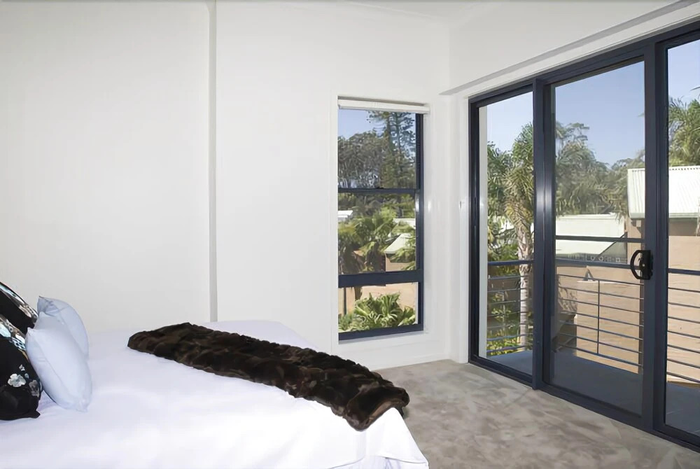 Beach House Mollymook