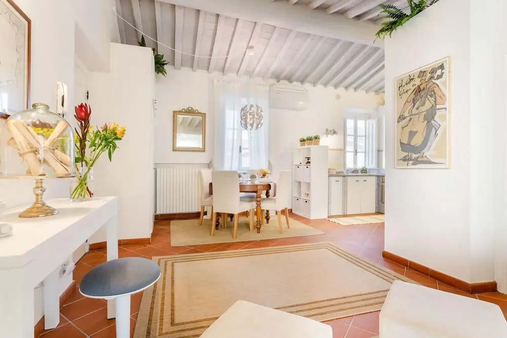 Casa Santa Zita in Lucca
