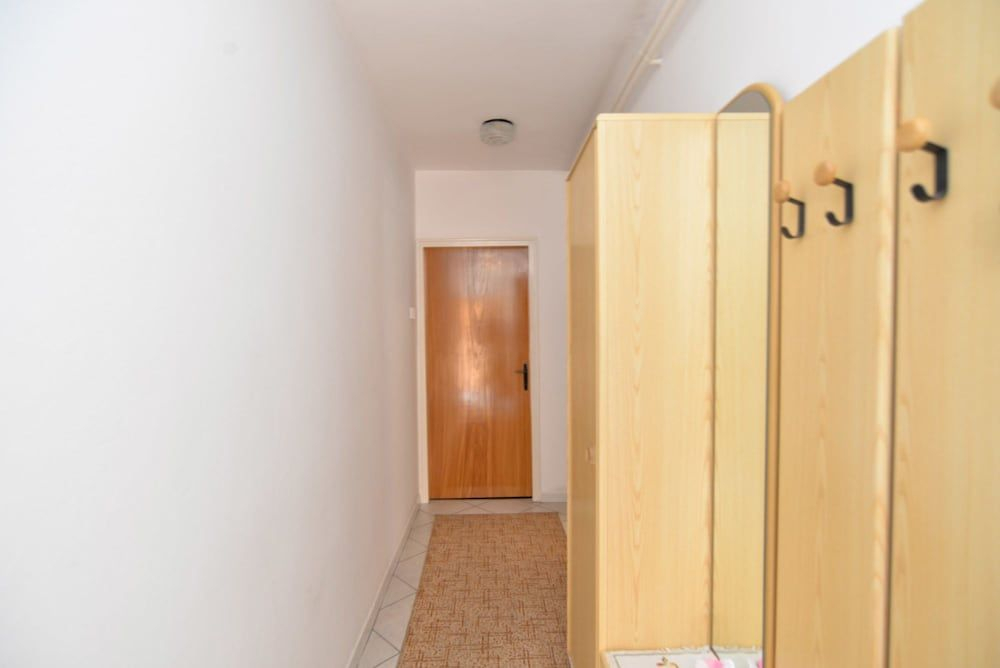 Apartment 1633