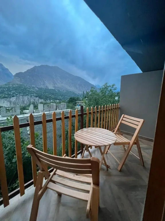 Osho Beyaak Hunza