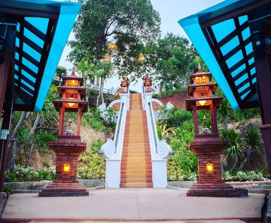 Nan Green Lake View Resort