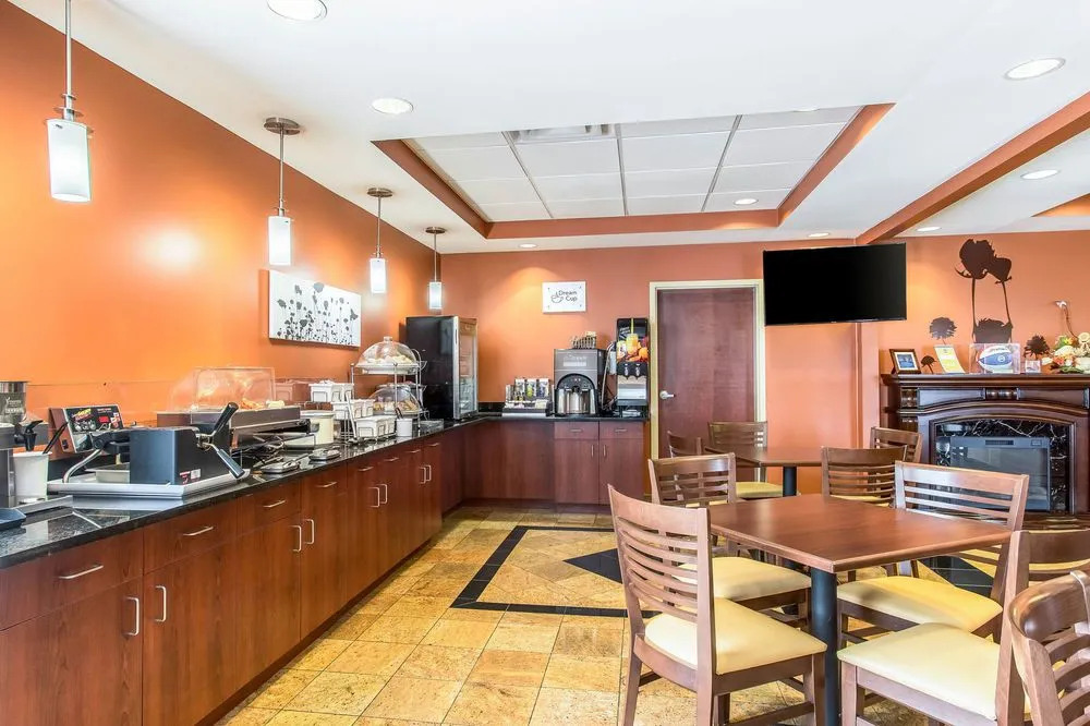 Sleep Inn & Suites