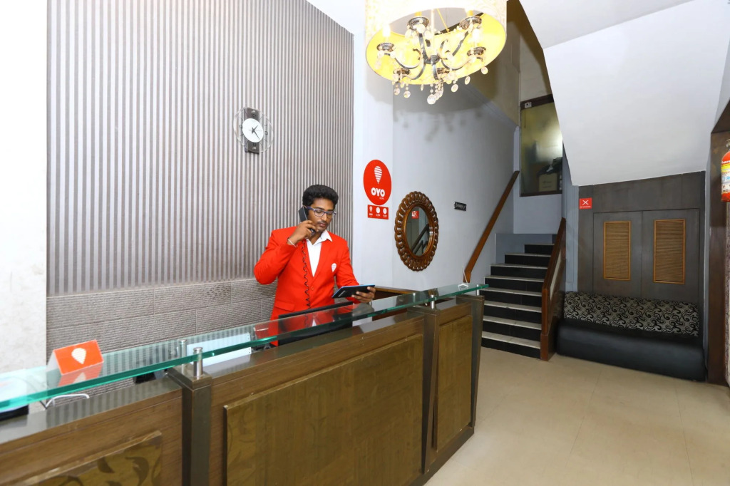 OYO Flagship 470 near US Consulate