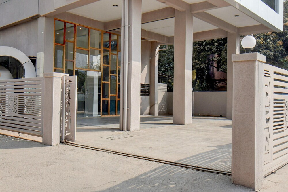 POP 84260d Hotel City Centre