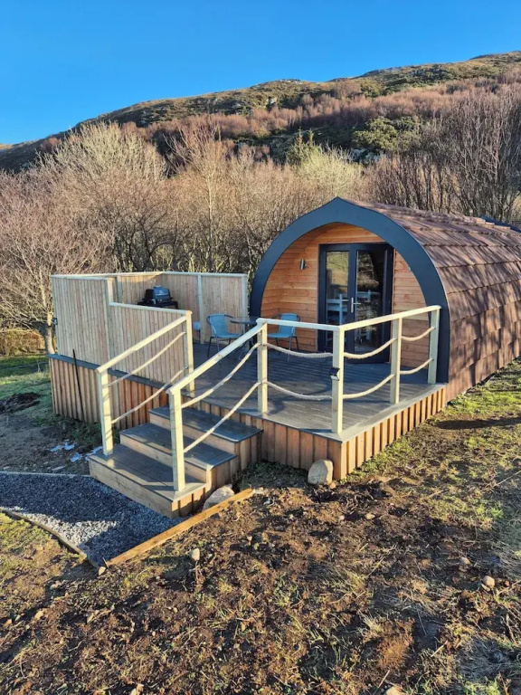 Tighlochan Pods