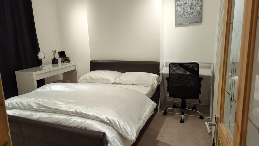 Fully-equipped Flat in the City of London