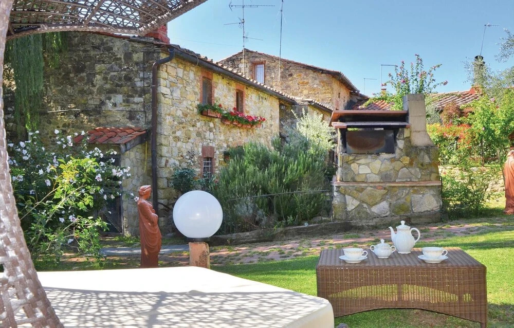 Amazing Home in Castellina in Chianti With 3 Bedrooms and Outdoor Swimming Pool