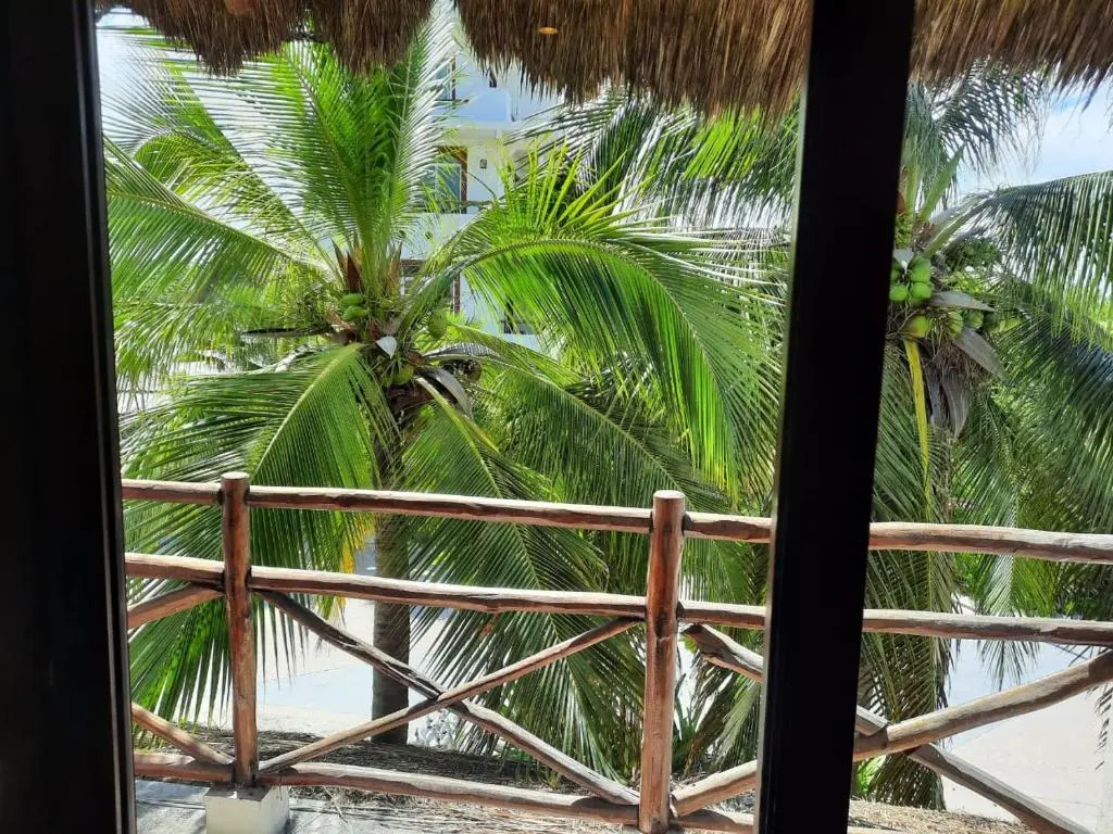 Porto Coral Hotel & Suites