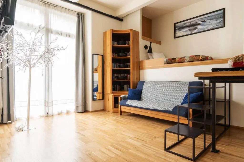 LA CASA COLORATA - Flats in Milan - Bocconi
