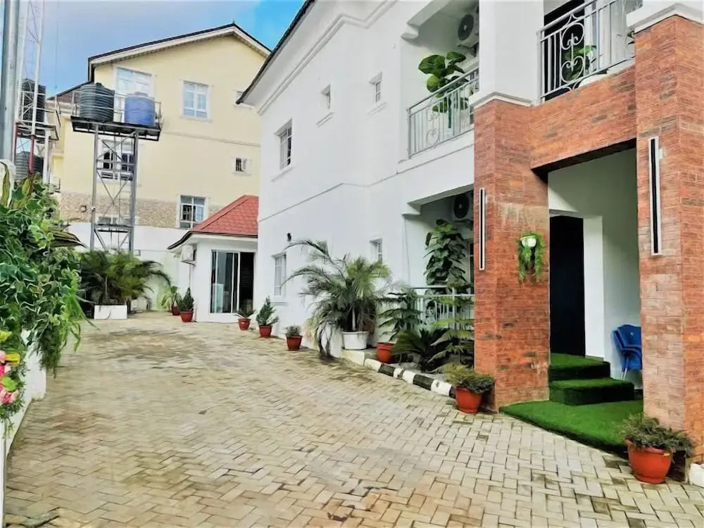Amia Gold Luxury Apartment