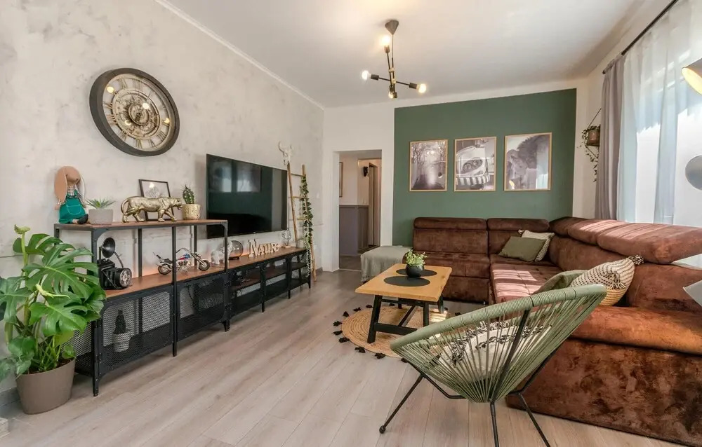 Amazing Home in Tinj With 3 Bedrooms, Wifi and Outdoor Swimming Pool