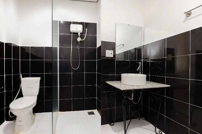 Oyo 1008 Lien Thuy Hotel Near Le Loi Hospital