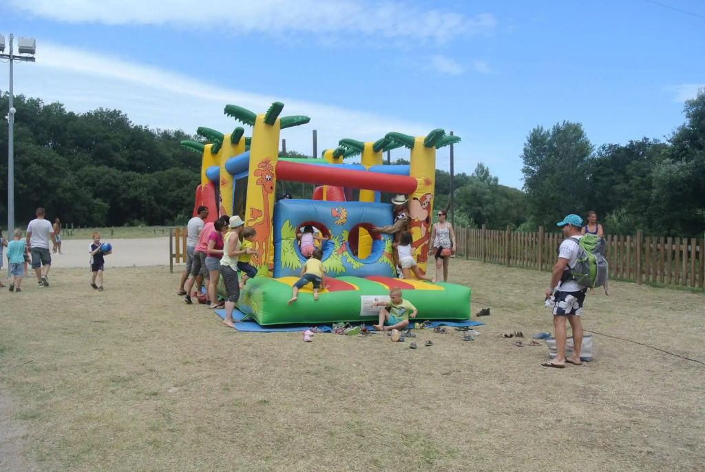 Camping Le Bois Fleuri