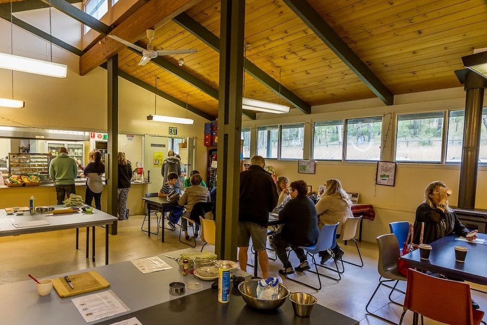 Christmas Creek Café & Cabins