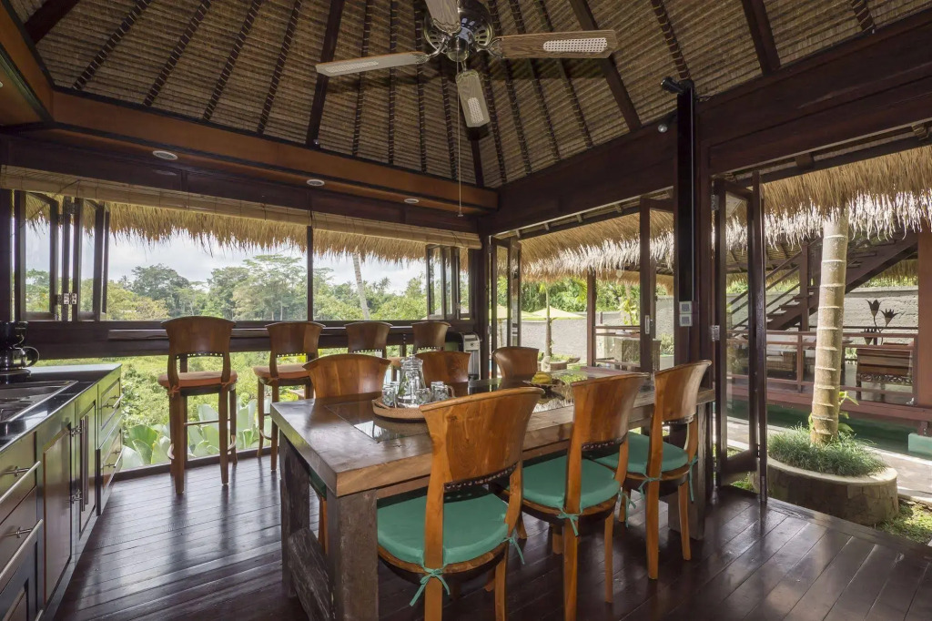 Kupu Kupu Private Villa