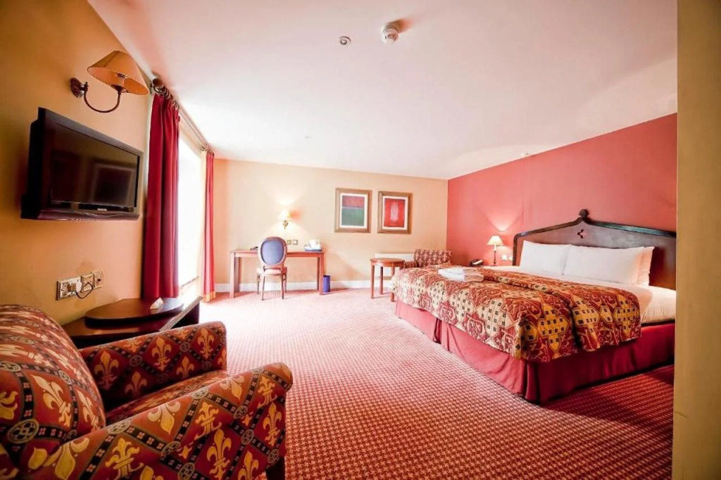 Brownsover Hall Hotel