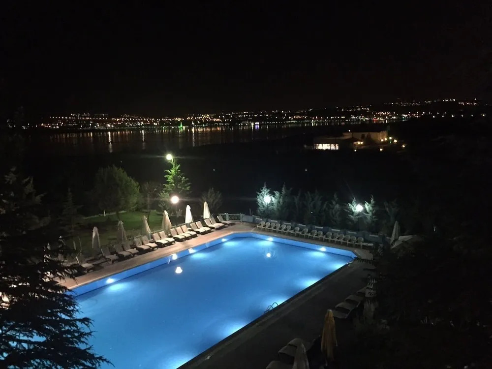 Ulasan Hotel Caravan Camping