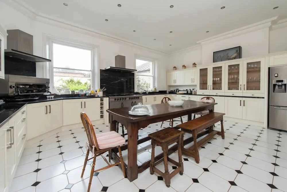 Severn Manor Country Estate