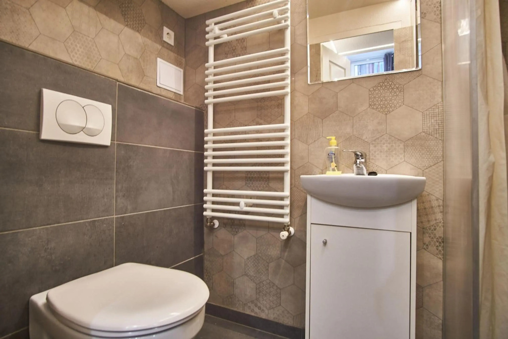 KM33 Apartments - Budapest - hostAID