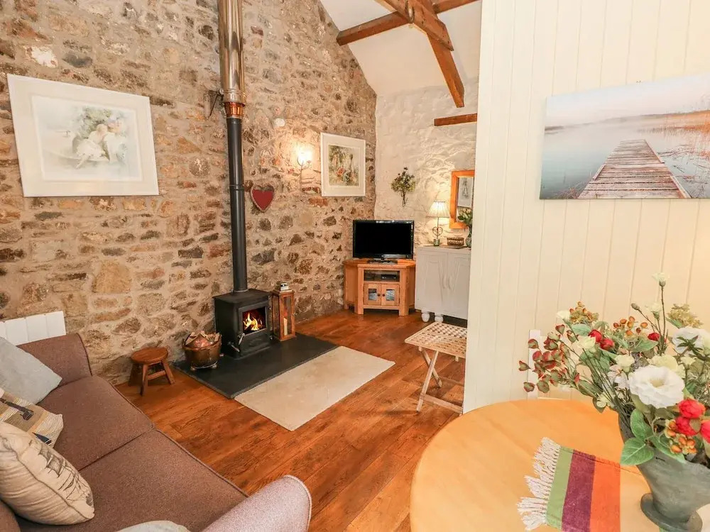 4 Rogeston Cottages