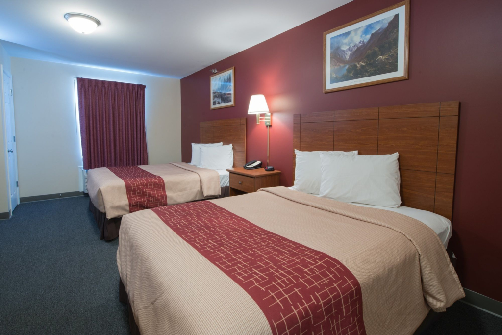 Red Roof Inn & Suites Dickinson
