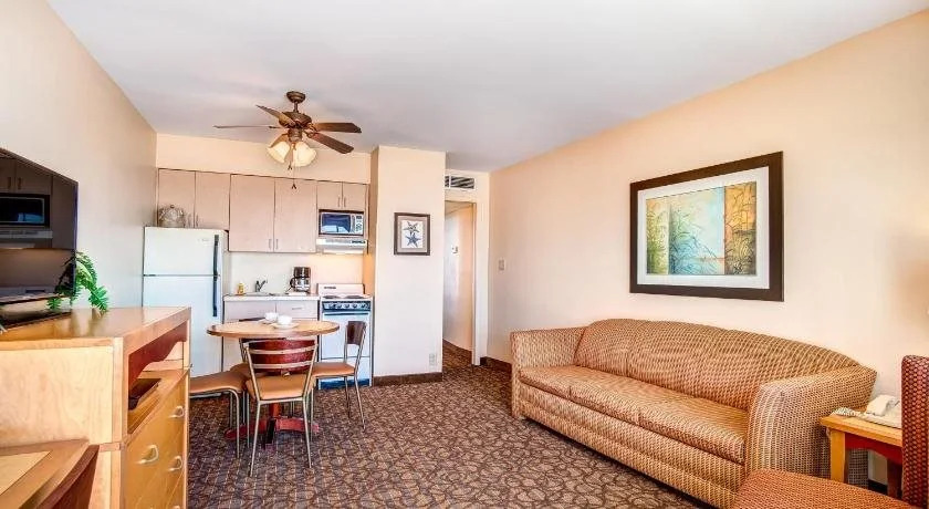 Reges Oceanfront Resort