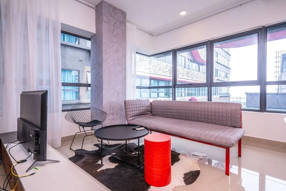 OYO Home 89392 Incredible 2br Arte Plus