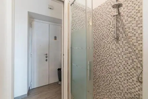 San Lorenzo Functional Flat