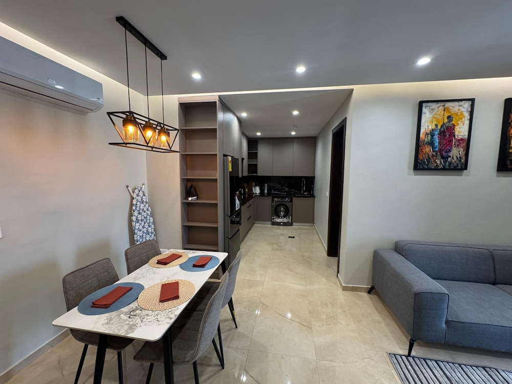 Bravia Residence by Cozy