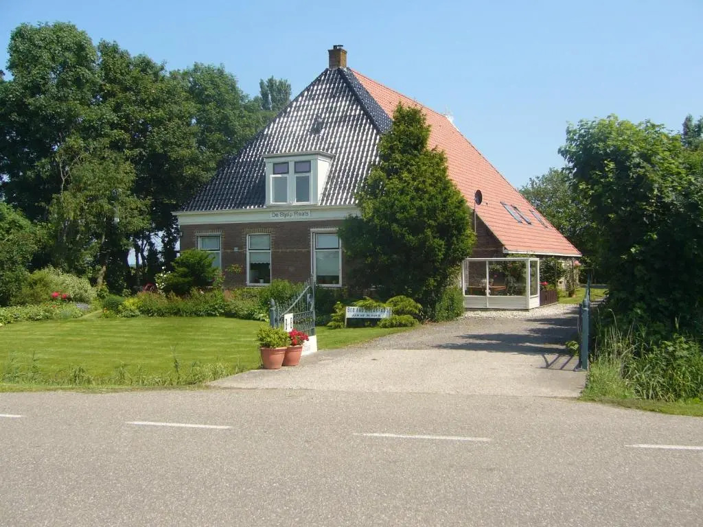 de Stjelp Pleats