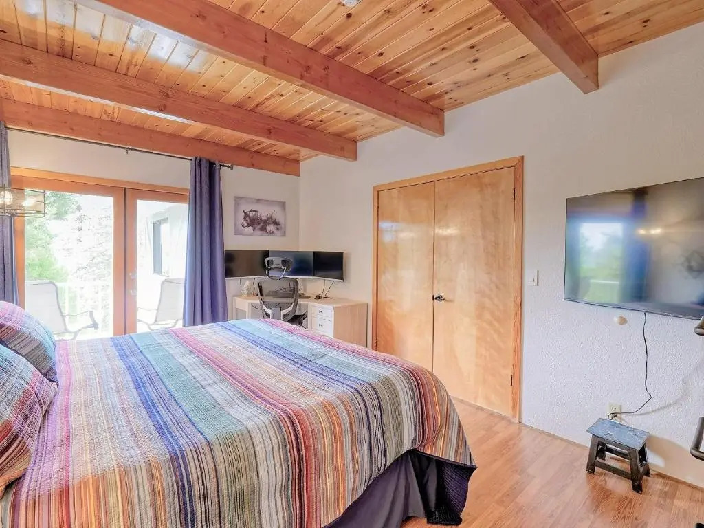 Love It Up Here! at Lake Arrowhead Lakeview 5 bedrooms 2 lofts 4 decks