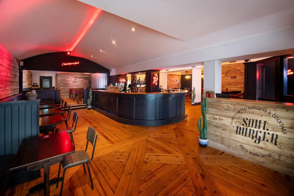 Derby House Hotel