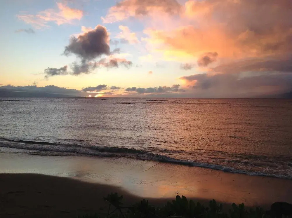 Kahana Outrigger #4b2 3 Bedroom Condo by RedAwning