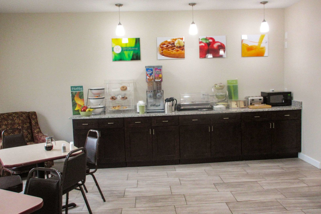 Quality Inn-Sawyer