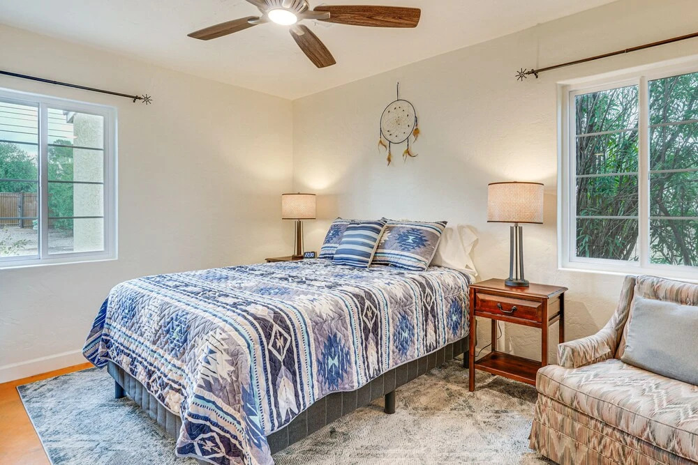 Stylish Tucson Townhome < 1 Mi to Arizona Stadium!