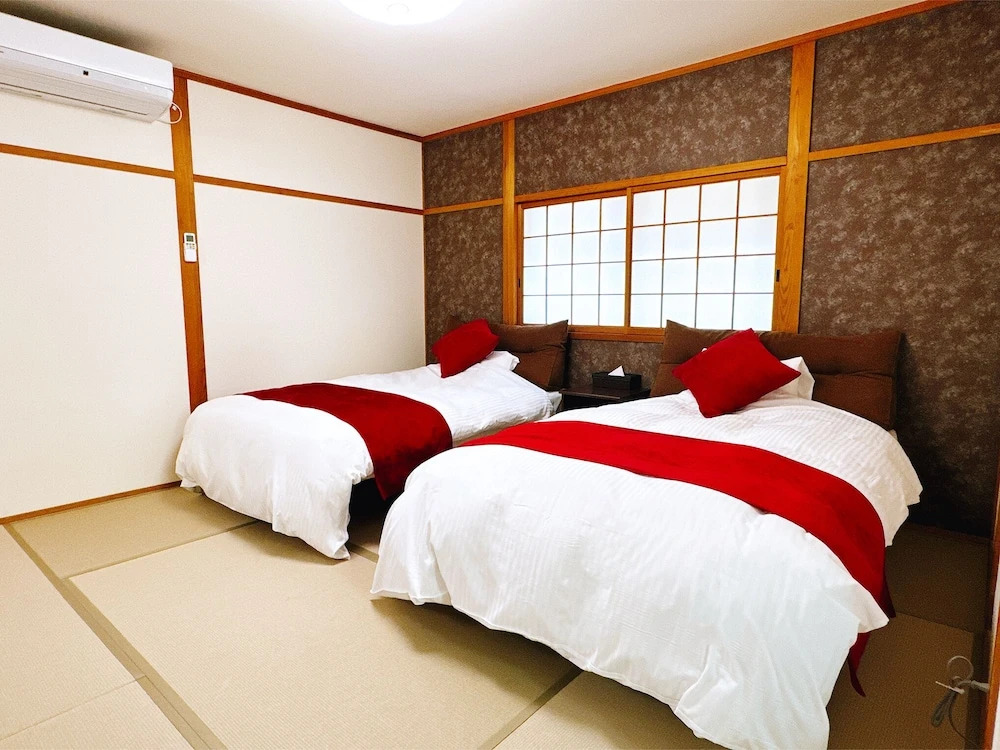 Yufuin Hanarenoyado Yukagetsu