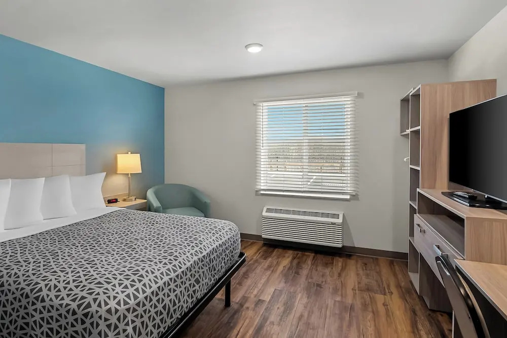 Woodspring Suites Newington - Hartford South