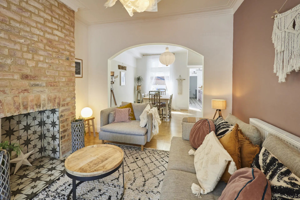 Host Stay Luna Terrace
