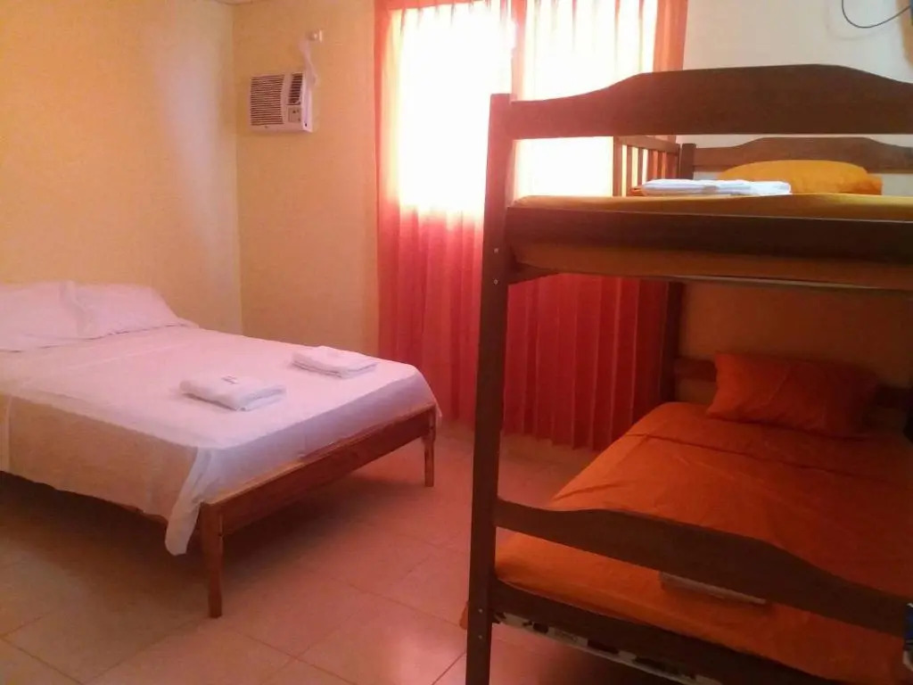 Hostal Montecarlos