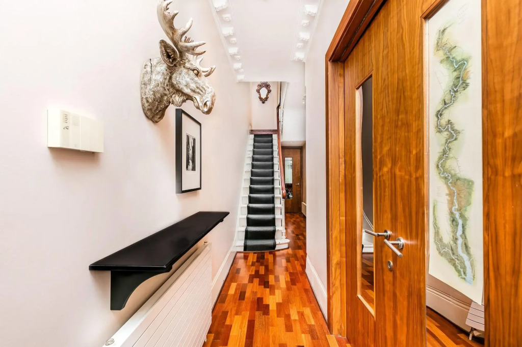 Muse Haus Riverside