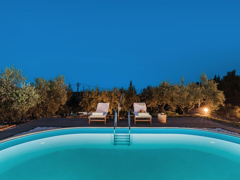 Villa Elaida by Travel Pro Services