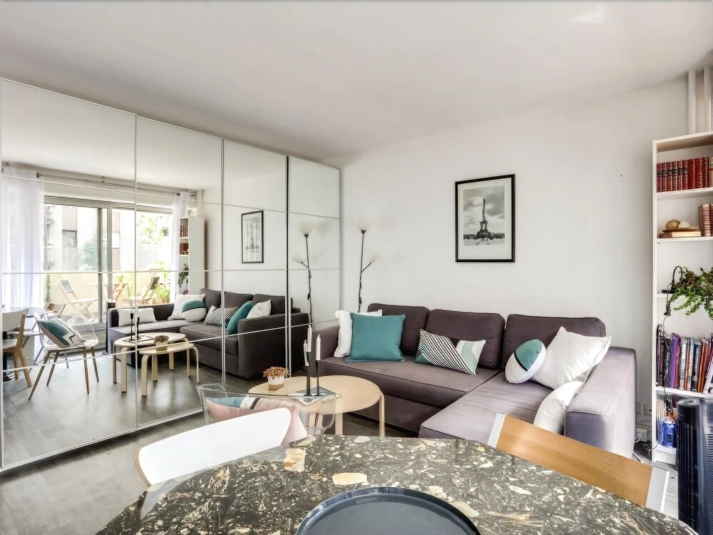 2 people apartment terrace by Weekome