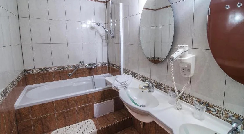 Hotel Marami
