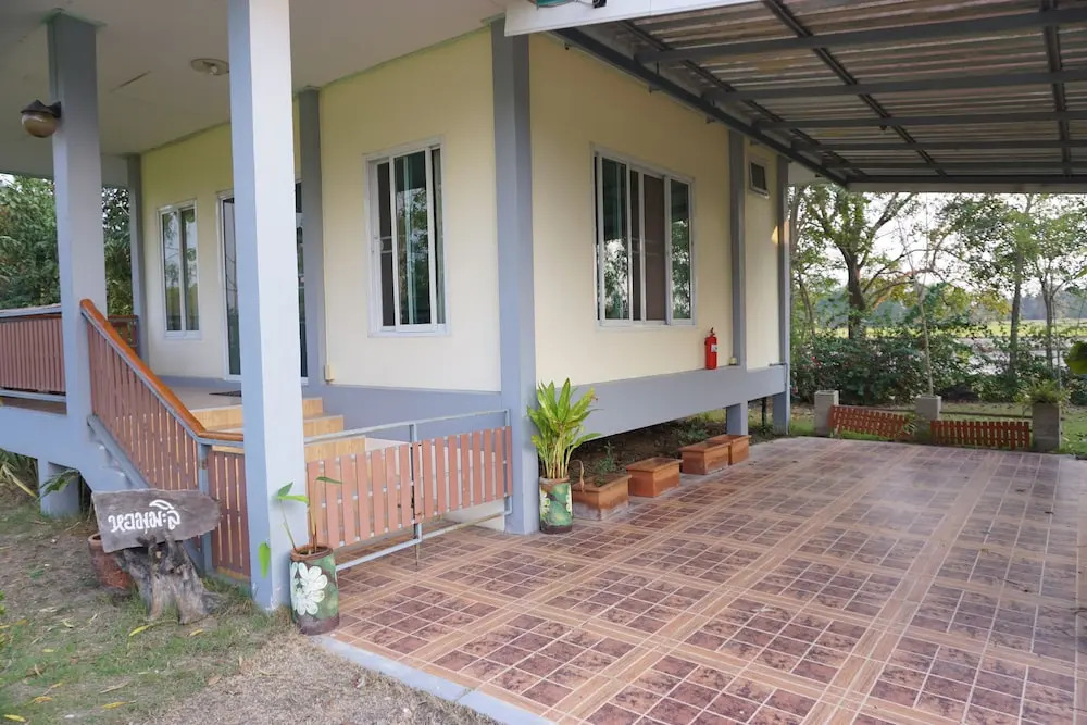 Ruenkhawhom Residence