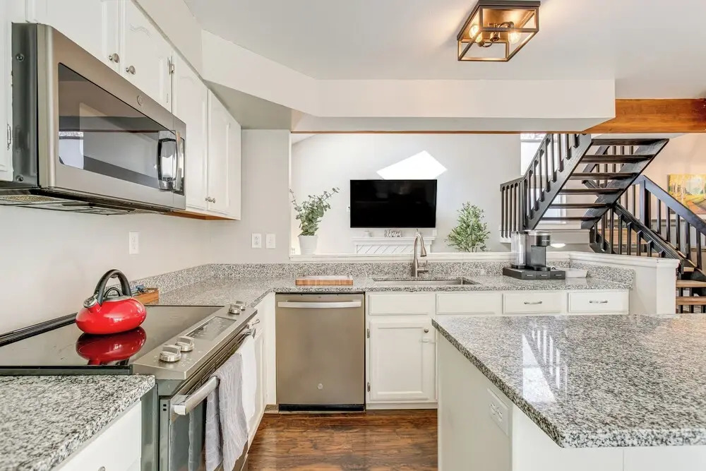 6 Mi to Dtwn: Arvada Home w/ Hot Tub & Yard