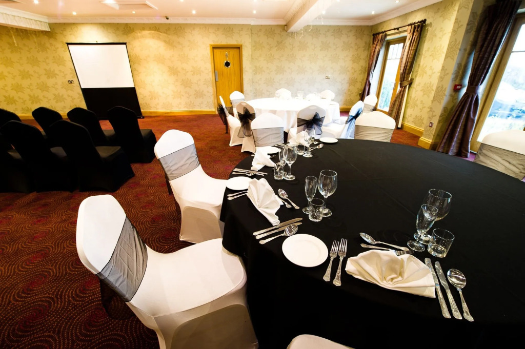 Holt Lodge Hotel