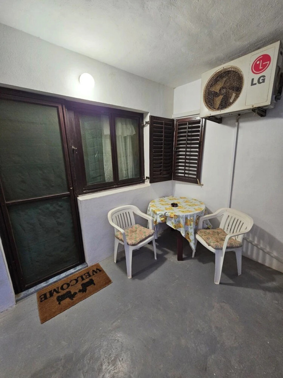 Inviting 1-bed Apartment in Komiža
