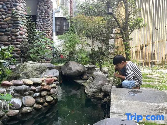 Nanxun Shangyuge Hotel (Nanxun Ancient Town Scenic Area)