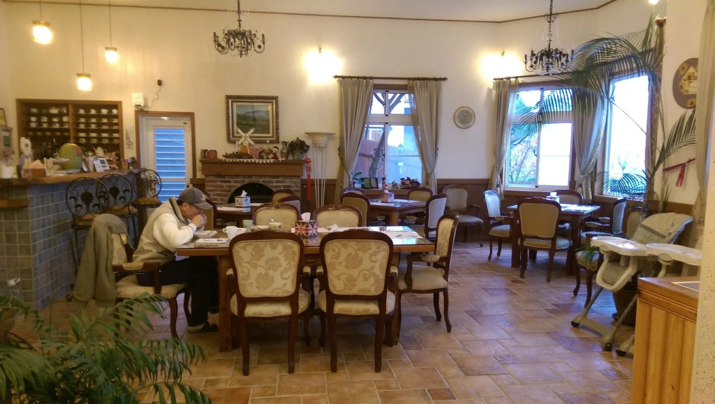 Aurora Villa