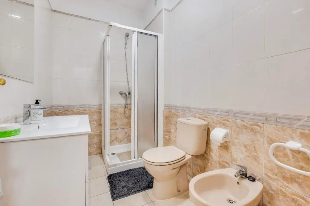 Three bedroom apartment ii near Sc